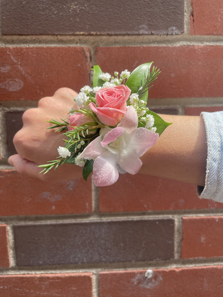 Bracelet / Corsage ( couleur au choix)