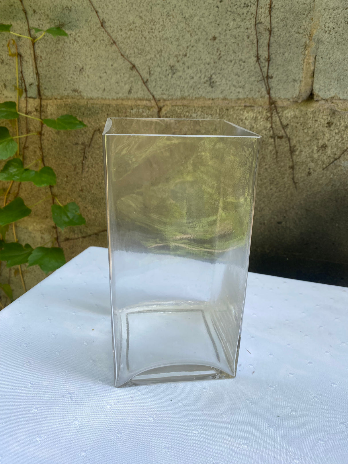 Location- Vase vitre cube